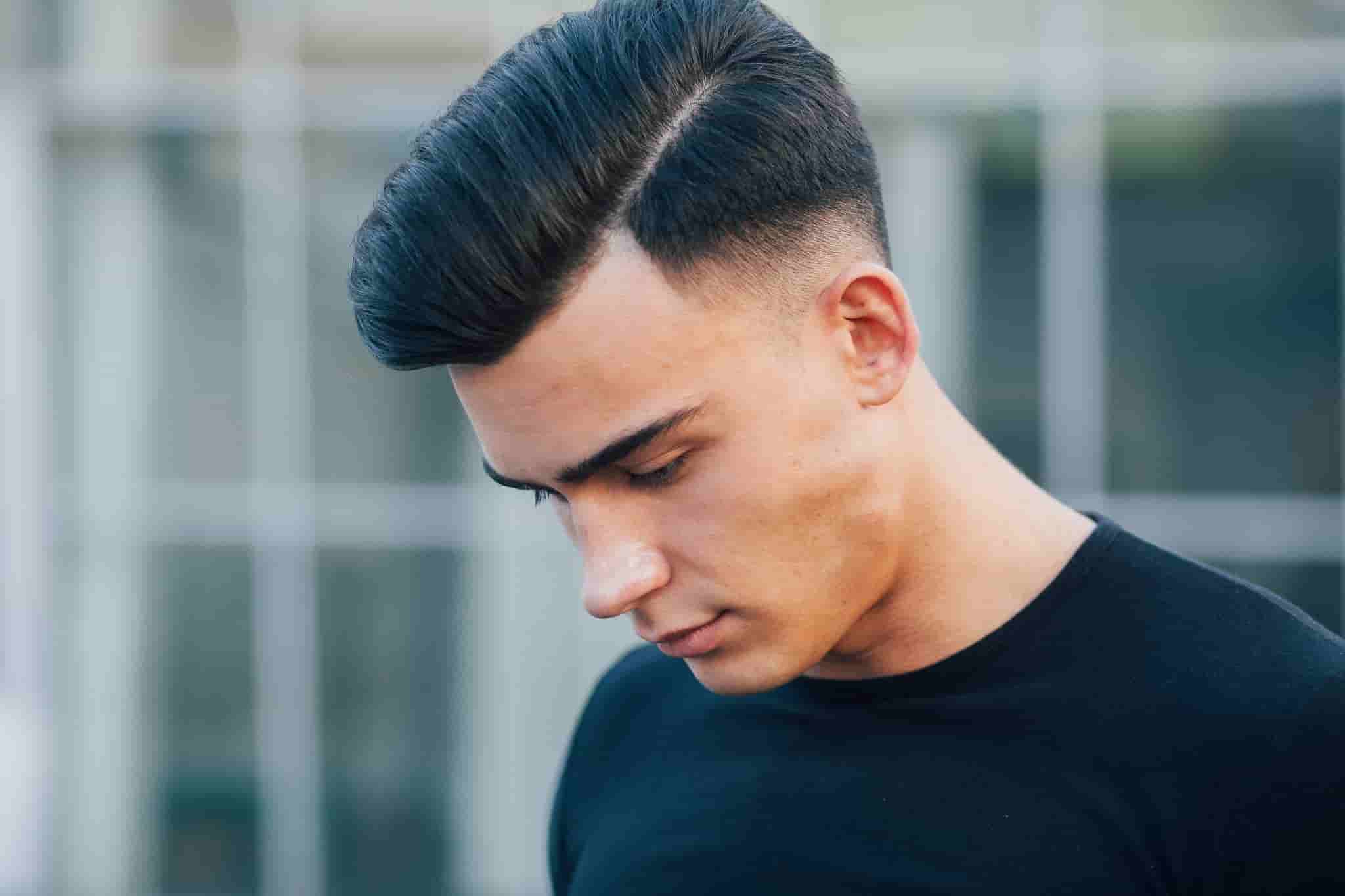 Pompadour haj férfiaknak: mitől vagány?